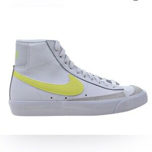 Nike Wmns Blazer Mid 77 'Lemon Venom'